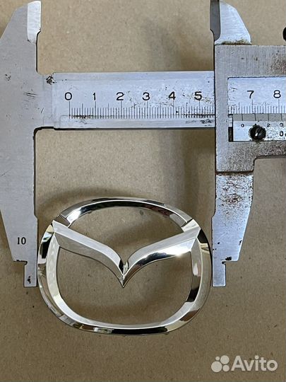 Эмблема Mazda в руль Новая / значок в руль Mazda