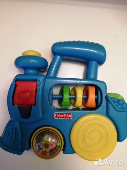 Паровозик fisher price