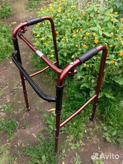 Ходунки для взрослых