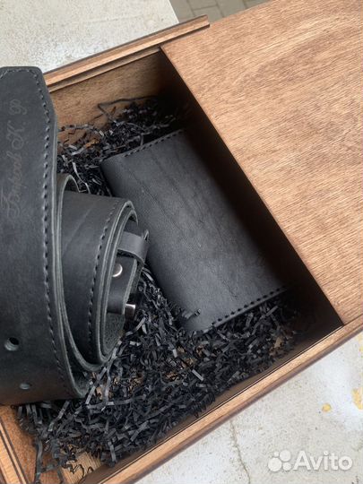 Подарочный бокс ремень и портмоне из кожи