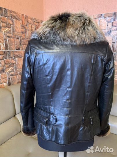 Продам новую дубленку