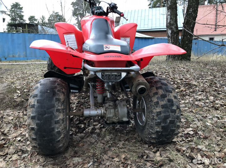 Квадроцикл Хонда trx 250