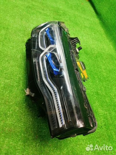 Фара правая BMW X7