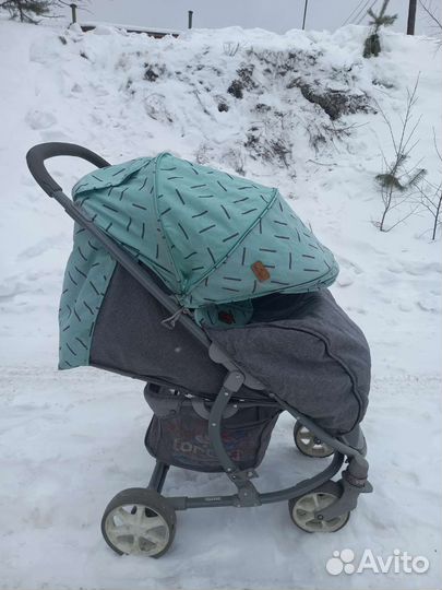 Прогулочная коляска