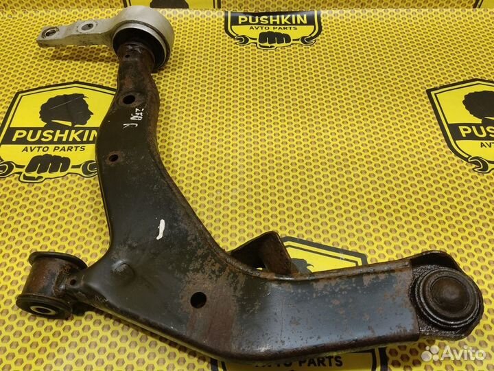 Рычаг передний нижний правый Nissan Murano