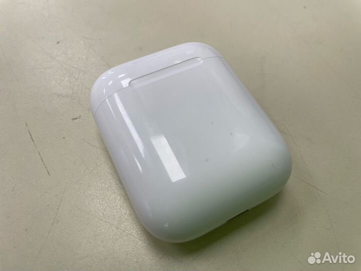 Apple AirPods 2