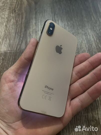 iPhone Xs, 64 ГБ