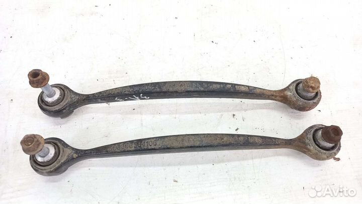 Рычаг задний верхний Mercedes W251 R350