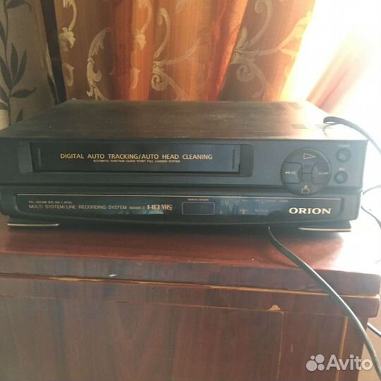 Видеомагнитофон