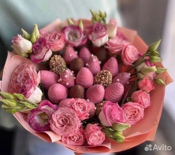 Букеты из клубники в шоколаде. Клубничные букеты