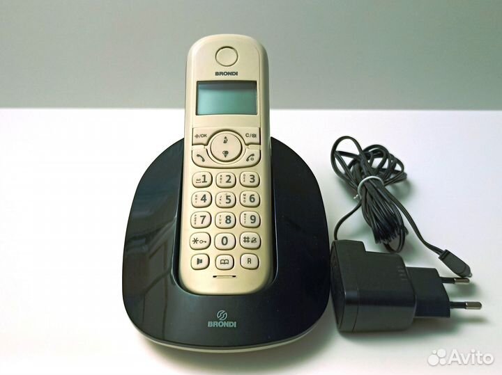 Радиотелефон Brondi