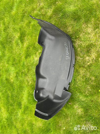 Передний бампер с усилителем УАЗ патриот 2011