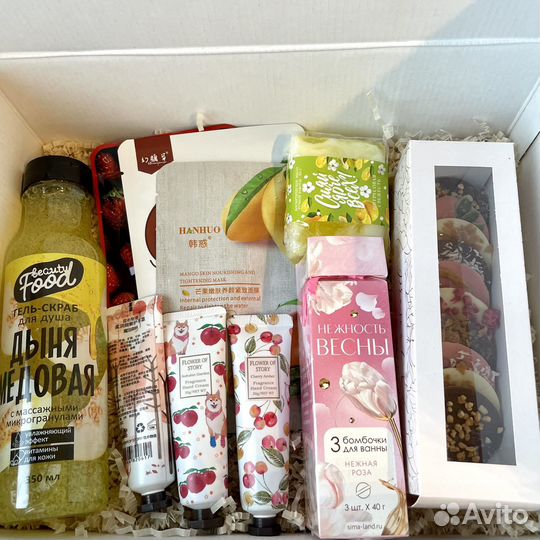 Подарочный бокс для девушки