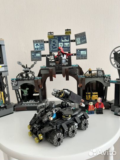 Коробка лего