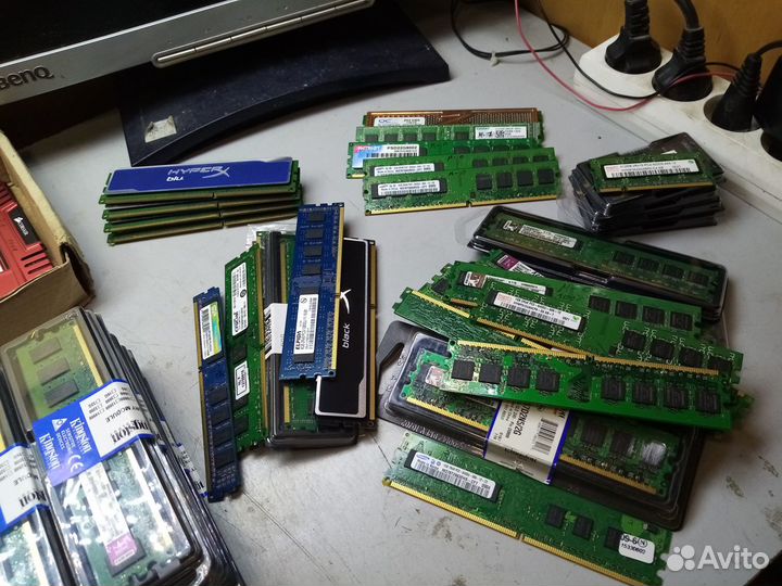 Оперативная память в ассортименте ddr2 ddr3 ddr4
