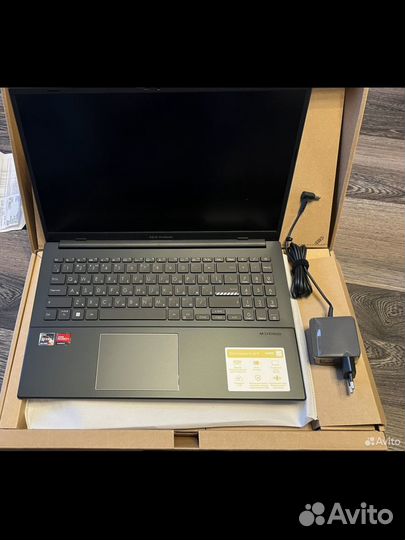Новый Asus VivoBook 15 Ryzen 5 7520U 16/512Gb