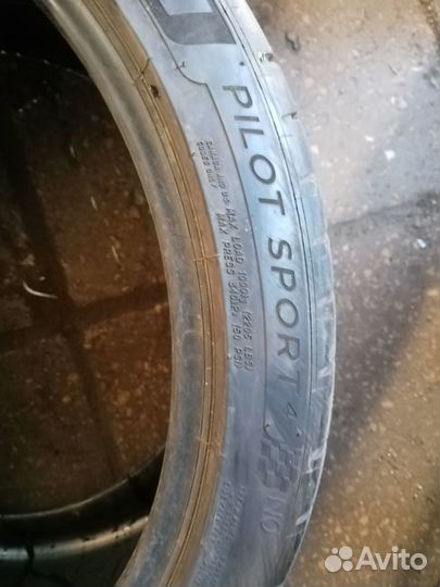 Michelin Pilot Sport 4 315/30 R21 105Y