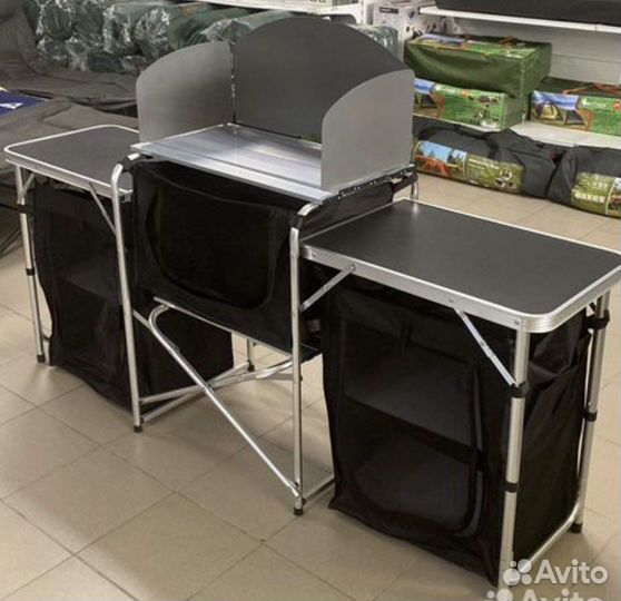 Цена за все. Кухня кемпинговая + стол 120х65х65см