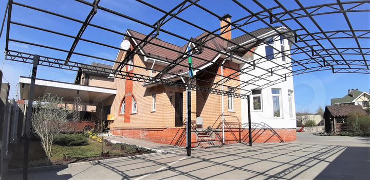 Дом 162 м² на участке 12 сот.