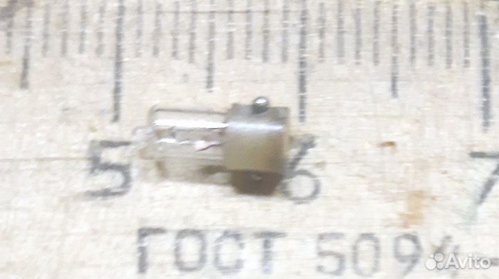 Сверхминиатюрная лампа накаливания смн 6-80