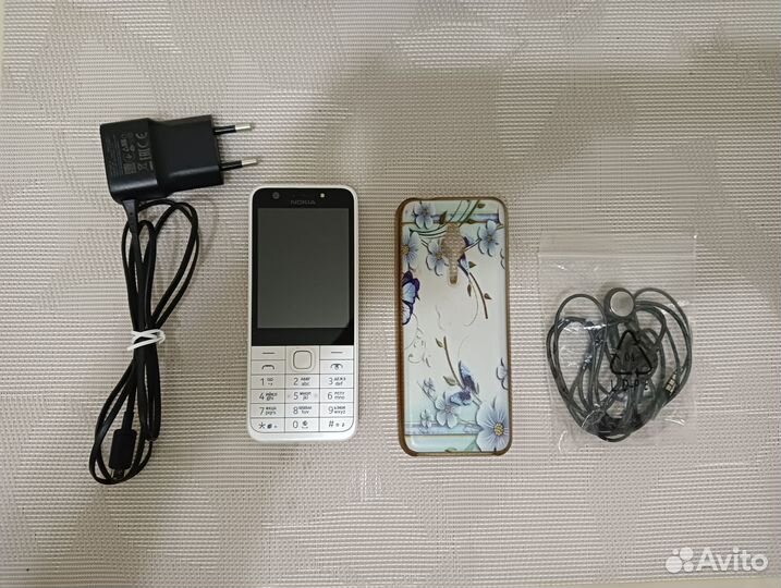 Nokia 230