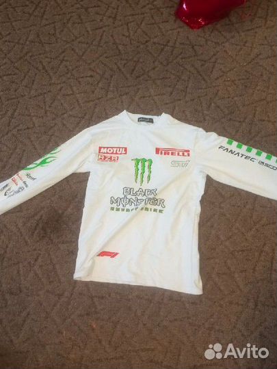 Кофта:Stolen mon