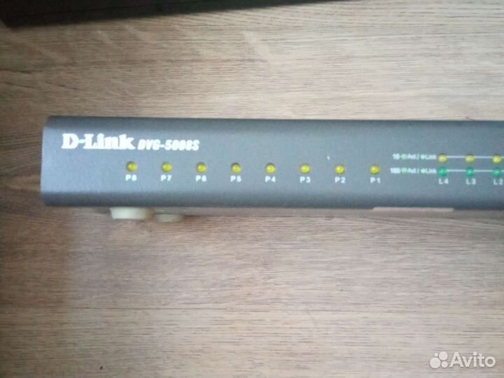 Сетевой коммутатор d link