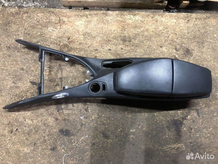 Подлокотник Bmw E63