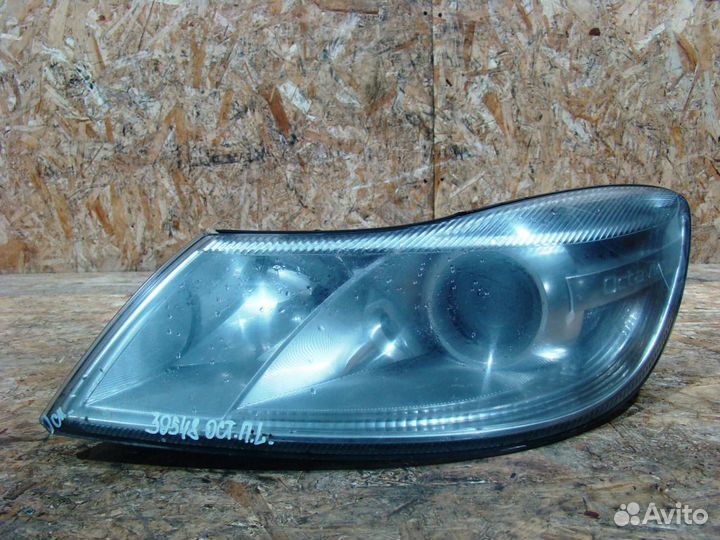 Skoda Octavia A5 Фара левая