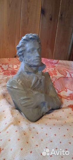 Бюст Пушкина А. С