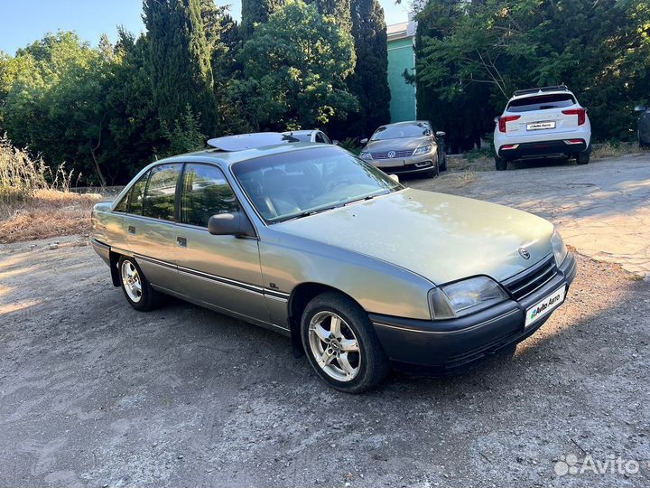 Opel Omega 2.0 МТ, 1988, 250 000 км