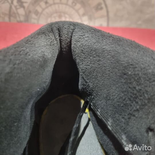 Деми Кроссовки Adidas оригинал (зима)