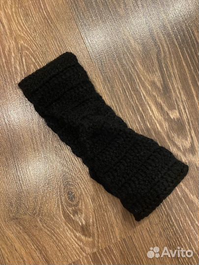 Повязка на голову вязаная