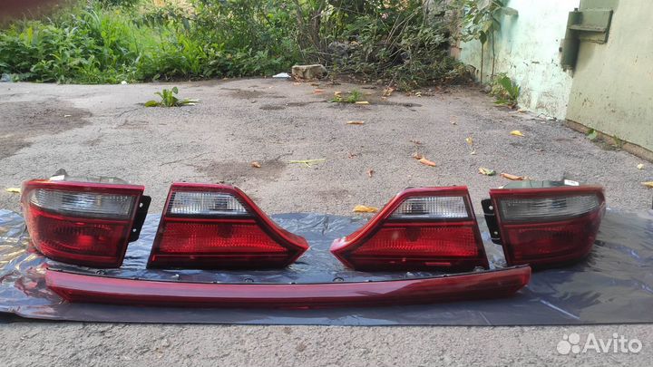 Комплект задних фонарей KIA RIO 4