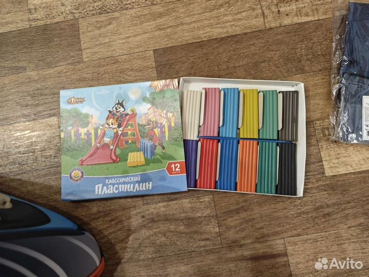 Рюкзак первоклассника с наполнением