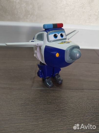 Робот-трансформер супер крылья пол