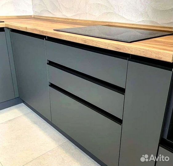 Кухонный гарнитур любой сложности