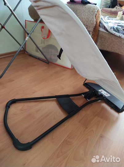 Шезлонг детский