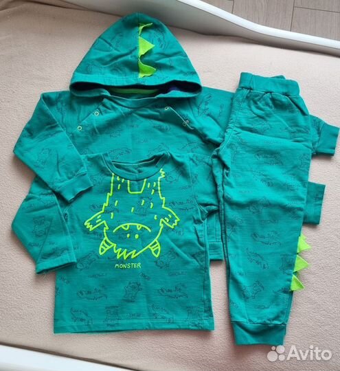 Костюм тройка на мальчика на флисе 98