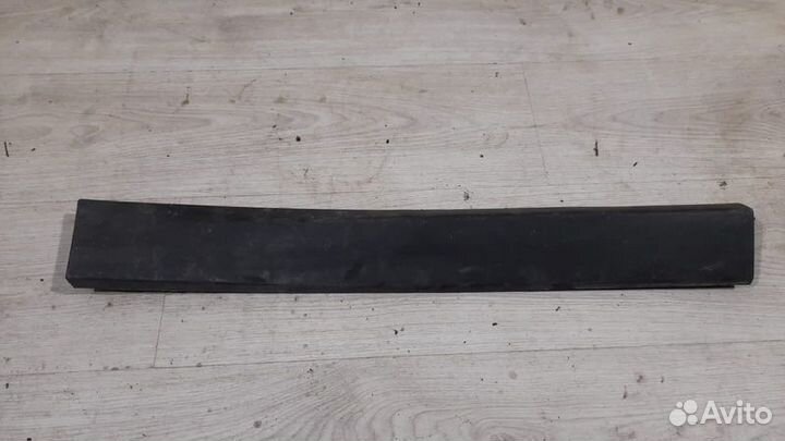Молдинг двери задний правый Bmw X1 F48 С 2015 Года
