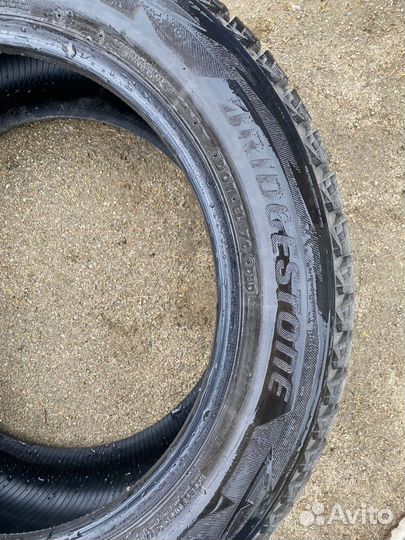Bridgestone Blizzak DM-V2 235/55 R18