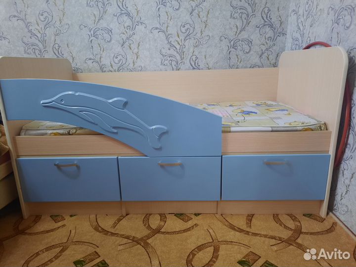 Детская кровать Дельфин + матрас