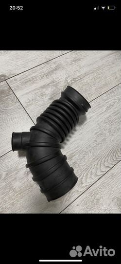 Патрубок воздушного фильтра Mitsubishi Outlender