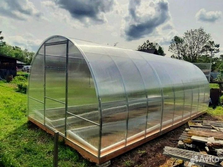 Теплица из поликарбоната