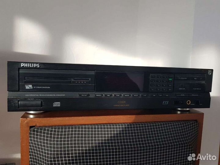 Cd проигрыватель Philips cd624