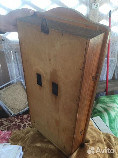 Старинные настенные антикварные часы