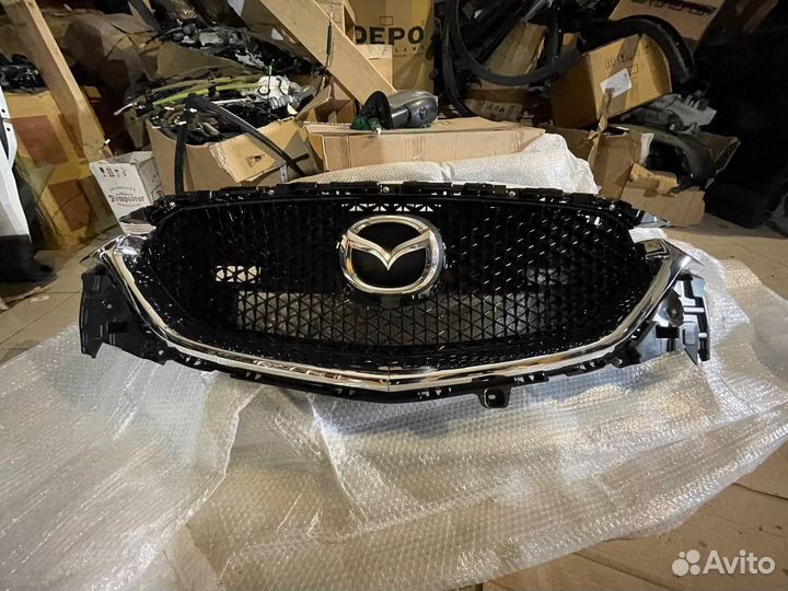 Решетка радиатора Мазда сх-5 кф