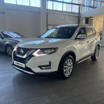 Nissan Rogue 2.5 CVT, 2018, 122 000 км, с пробегом, цена 2 099 900 руб.