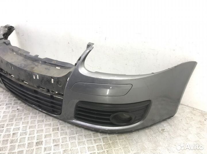 Бампер передний Volkswagen Golf 5 2.0 TDI 2007