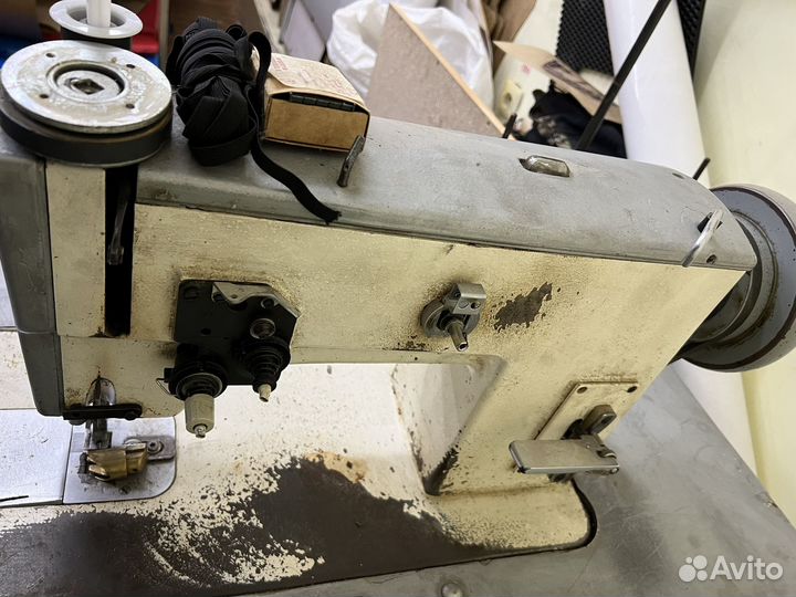 Швейная машинка кожевенно-ременная пмз